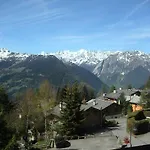 Apartment Belcombes *