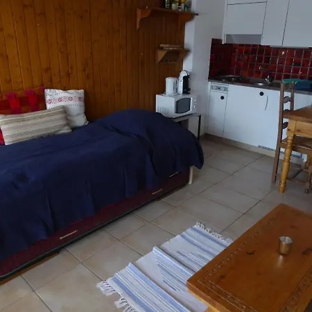 Apartment Belcombes